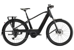 Trek Charter+ 4 Trail 800Wh Stepover