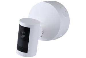 Ring Buitencamera Plus met PoE-adapter