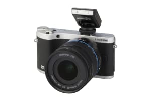 Samsung NX300M met 18-55 III OIS