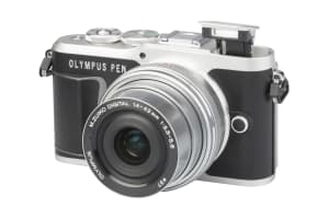 Olympus Pen E-PL9 met 14-42mm F3.5-5.6 EZ