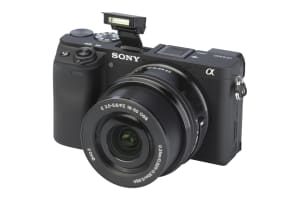 Sony Alpha 6400 met E 16-50mm F/3.5-5.6 OSS