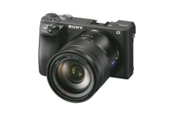Sony - Alpha 6500 met Vario-Tessar T* E 16-70mm F4 ZA OSS - 11
