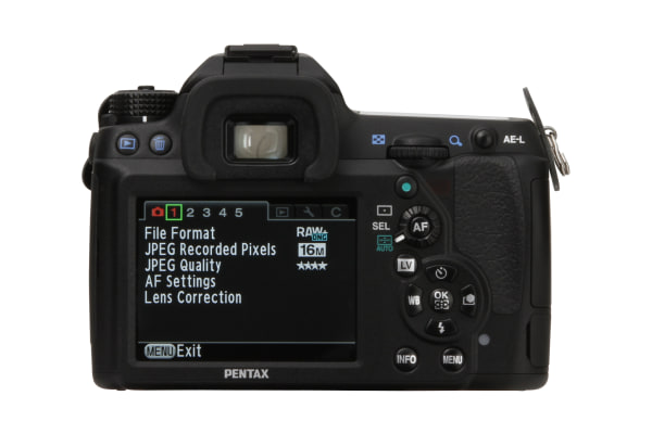 Pentax - K-5 II met smc DA 18-55 WR - 1