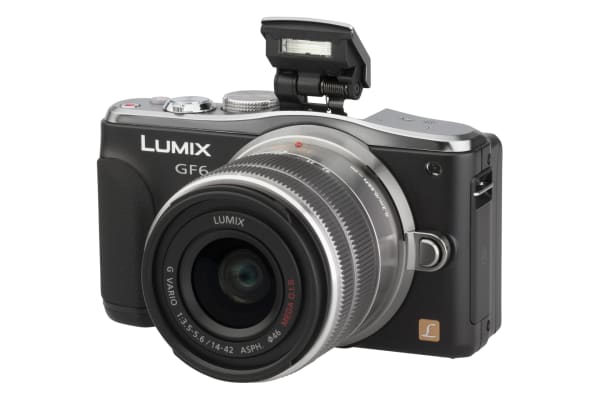 Panasonic - Lumix DMC-GF6(K) met Lumix G Vario 14-42 II - 0