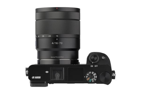 Sony - Alpha 6000 met Zeiss Vario-Tessar E 4 16-70mm ZA OSS T* - 2