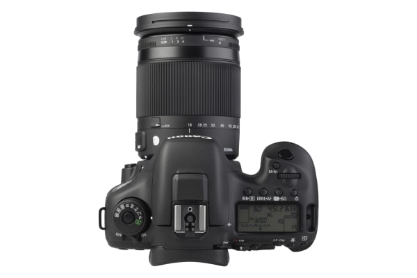 Canon - EOS 7D II met Sigma C 18-300mm 1:3.5-6.3 DC Macro OS HSM - 3