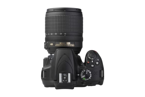 Nikon - D3400 met AF-S DX Nikkor 18-105mm 1:3.5–5.6G ED VR - 3