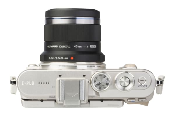 Olympus - Pen E-PL8 met M.Zuiko Digital 45mm 1:1.8 - 3