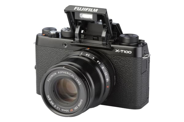 Fujifilm - X-T100 met Fujinon XF50mm - 0