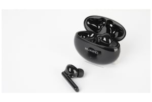 v1636712237/productvergelijker/HOOFDTELEFOONS/IC21776-0027-00_02-1