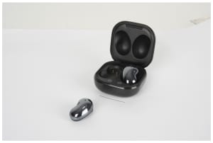 v1639388438/productvergelijker/HOOFDTELEFOONS/IC21776-0066-00_02-1