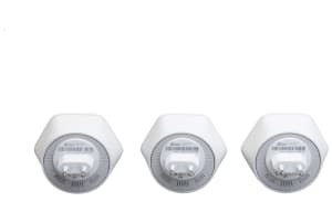 v1663834632/productvergelijker/WIFIVERSTERKERS/3%2Bpods%2Bstekker%2Bachterzijde-2