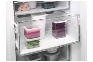 v1677863445/productvergelijker/VRIEZERS/17874933_kk_7-7