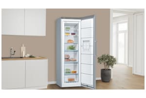 v1677865038/productvergelijker/VRIEZERS/12817088_kk_7-4