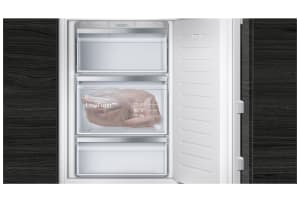 v1678090450/productvergelijker/VRIEZERS/12815061_kk_4-2