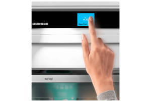 v1678090845/productvergelijker/VRIEZERS/21235126_kk_3-5