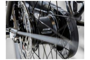 v1682783001/productvergelijker/ELFIETS/20230296B07_Trek_District%252B_3_400Wh-7