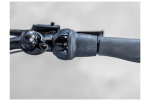 v1682783040/productvergelijker/ELFIETS/20230296A05_Trek_District%252B_3_Lowstep_400Wh-3