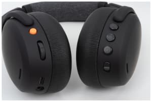 v1698321470/productvergelijker/HOOFDTELEFOONS/IC21776-0209-00_02-1
