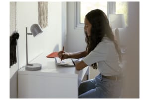 v1711376245/productvergelijker/TABLETS/50179800_kk_18-13