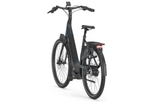v1744746505/productvergelijker/ELFIETS/20231694A-19_Gazelle%2BAvignon%2BC5%2B500Wh%2Borion-blue_frame-low-6