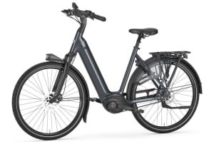 v1744751692/productvergelijker/ELFIETS/20231696A-11_Gazelle%2BGrenoble%2BC5%2B600Wh%2Banthracite-grey_frame-low-6