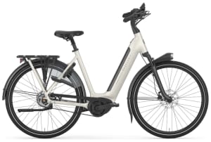 v1744751702/productvergelijker/ELFIETS/20231696A-00_Gazelle%2BGrenoble%2BC5%2B600Wh%2Bivory-white_frame-low-1