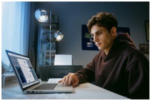 v1770802044/productvergelijker/AIO/52136597_kk_9-8