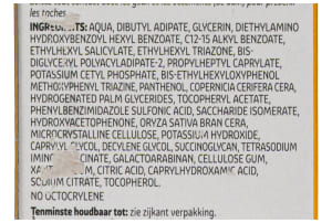 v1776348849/productvergelijker/ZONNEBRAND/solait-kruidvat-faceFluid-2-bewerkt-2-4