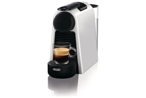 v1788772121/productvergelijker/ESPRAPP/EssenzaMini_D_silver_DeLonghi_3quarter_coffee-0